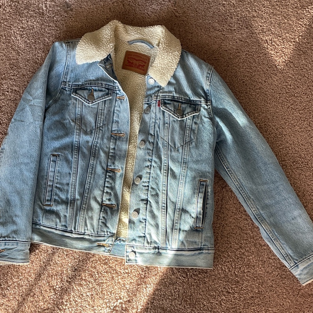 Levi's Denim Jacket with Cream Sherpa Lining